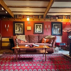 The Writers - Intriguing & Romantic Holiday home